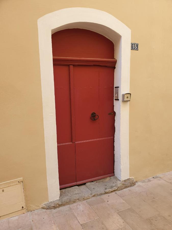 Les Estrelles Apartamento Saint-Rémy-de-Provence Exterior foto